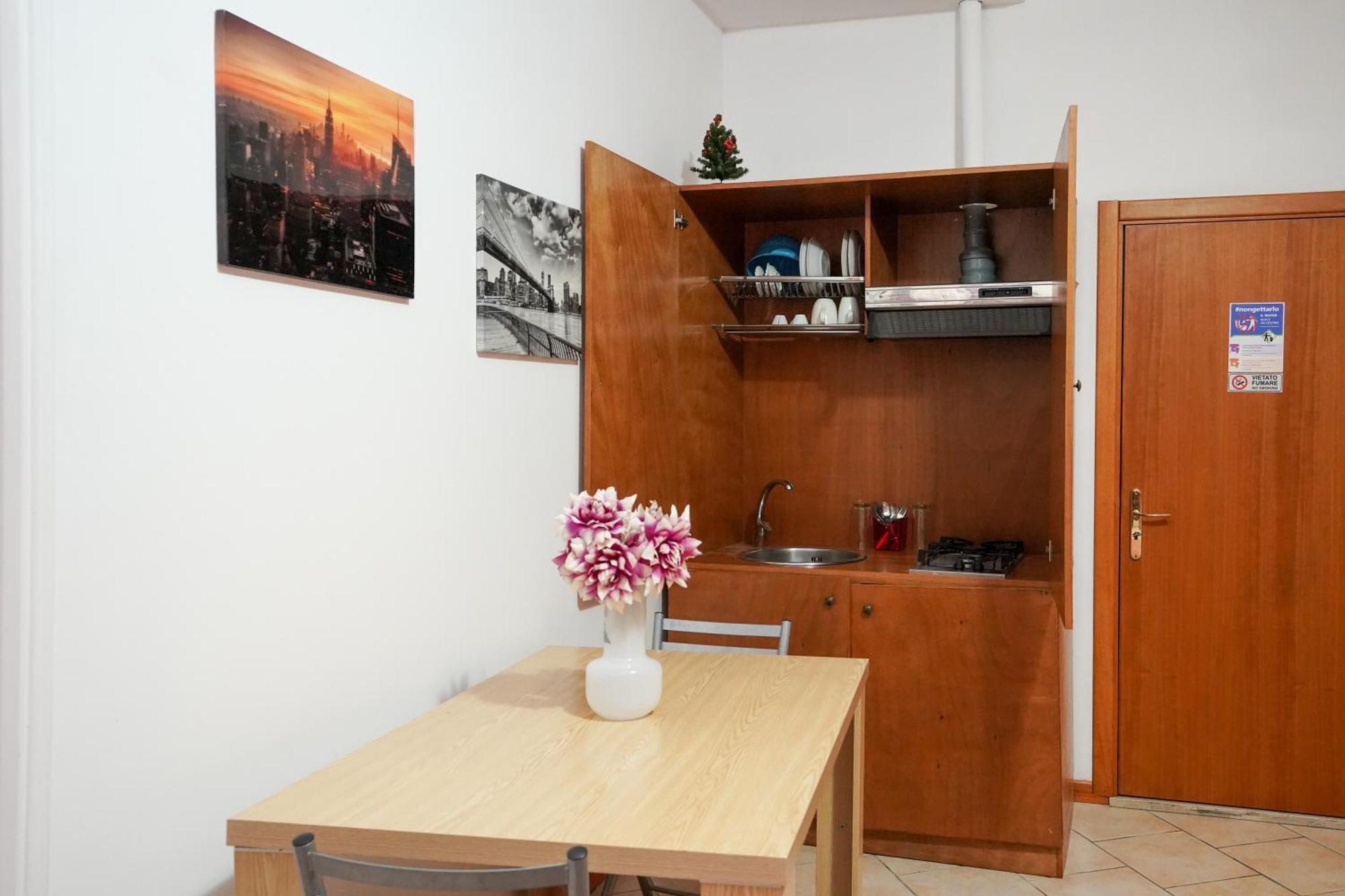 Residence Lupiae Lecce Buitenkant foto